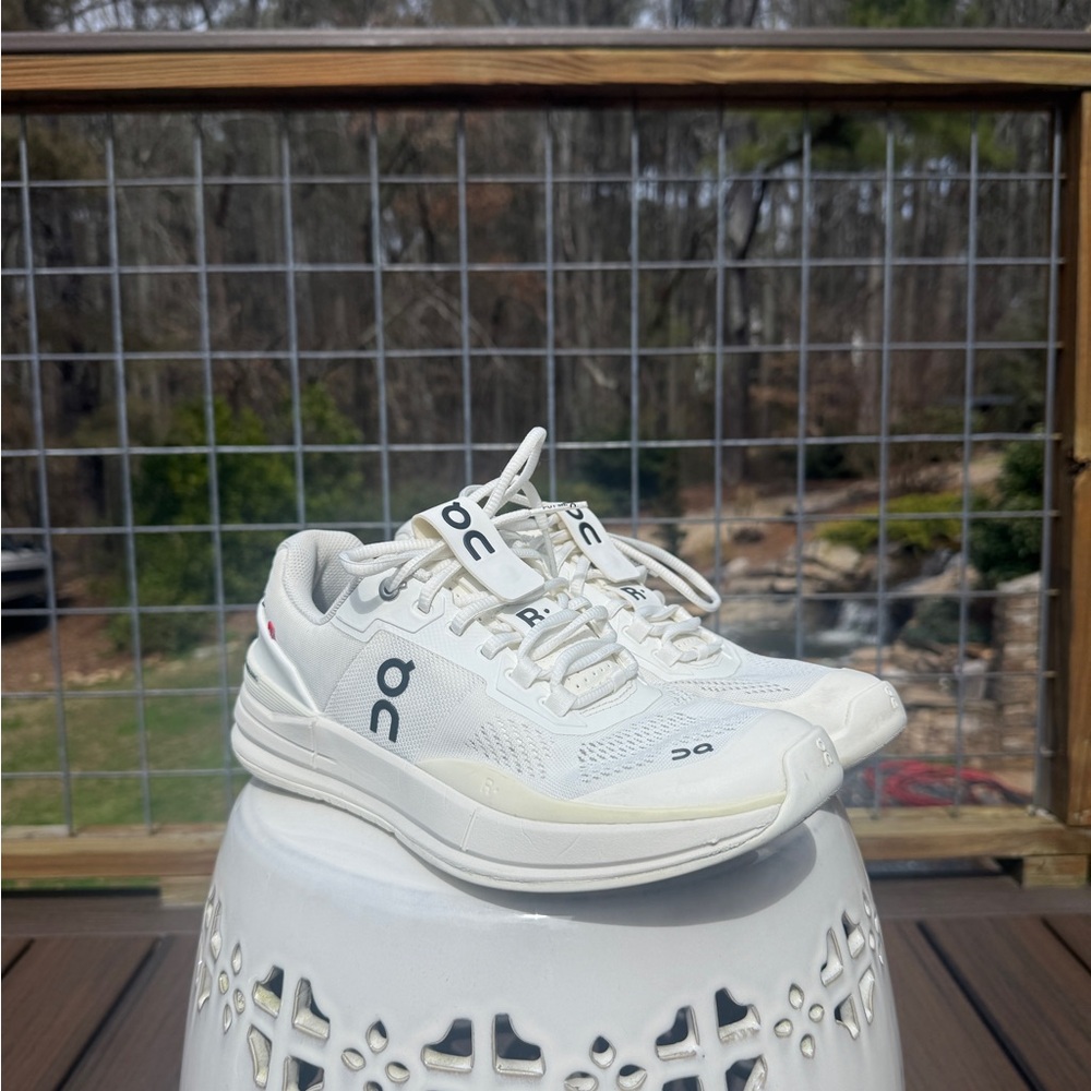On Running ROGER - Picture 3 of 10